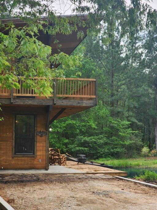 Waterfront Houston Hide Out In A Magical Forest Waller ภายนอก รูปภาพ